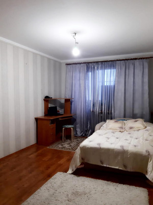 Продам двухкомнатную (2-комн.) квартиру, 6, Крюково д