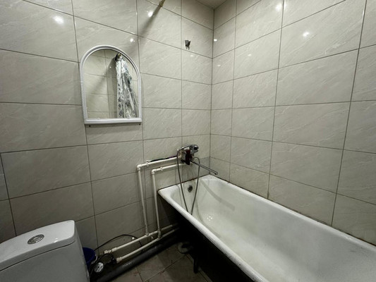 Продам трехкомнатную (3-комн.) квартиру, Маркова ул, 1, Чехов г