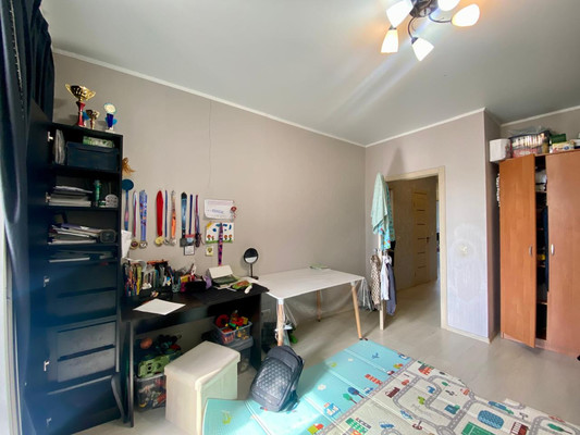 Продам двухкомнатную (2-комн.) квартиру, Дмитриева ул, 34, Балашиха г