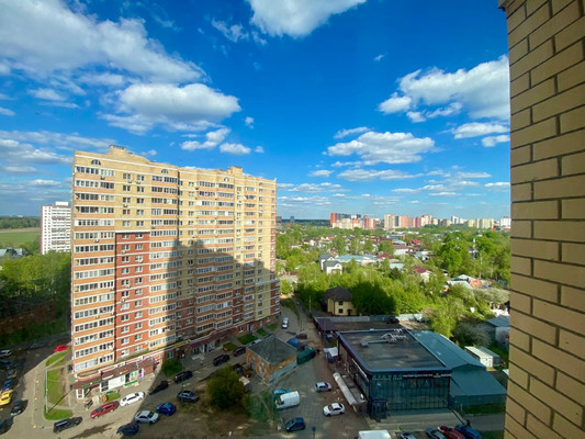 Продам двухкомнатную (2-комн.) квартиру, Дмитриева ул, 34, Балашиха г