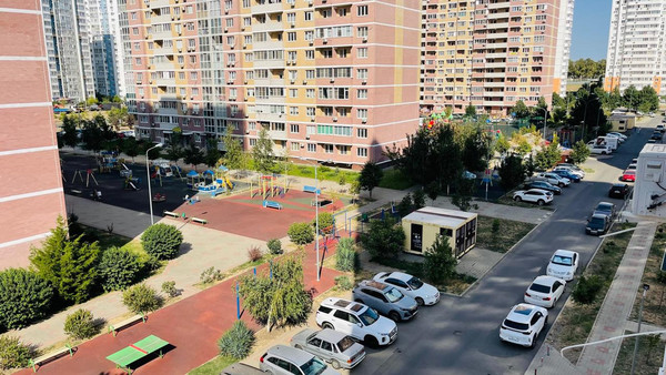 Продам двухкомнатную (2-комн.) квартиру, Героев-Разведчиков ул, 11/5, Краснодар г