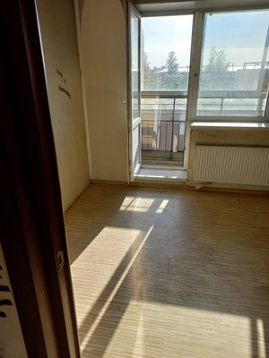 Продам однокомнатную (1-комн.) квартиру, Славянская ул, 5, Коммунар г