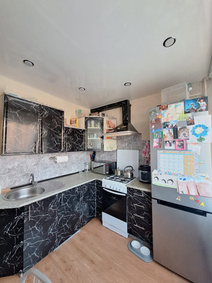 Продам однокомнатную (1-комн.) квартиру, Победы ул, 17, Чернецкое п/о