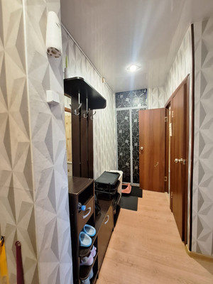 Продам однокомнатную (1-комн.) квартиру, Победы ул, 17, Чернецкое п/о