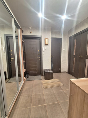 Продам трехкомнатную (3-комн.) квартиру, Земская ул, 14, Чехов г