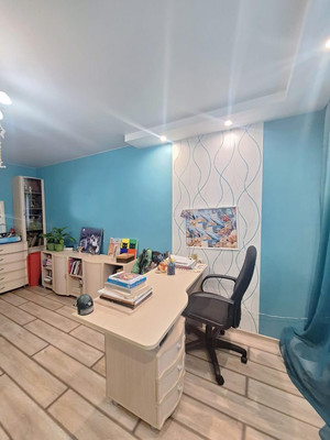 Продам трехкомнатную (3-комн.) квартиру, Земская ул, 14, Чехов г