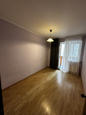 Продам трехкомнатную (3-комн.) квартиру, 3-е почтовое отделение ул, 42, Люберцы г