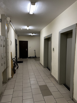 Продам трехкомнатную (3-комн.) квартиру, 3-е почтовое отделение ул, 42, Люберцы г