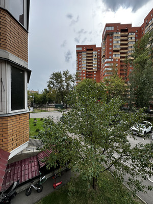 Продам трехкомнатную (3-комн.) квартиру, 3-е почтовое отделение ул, 42, Люберцы г