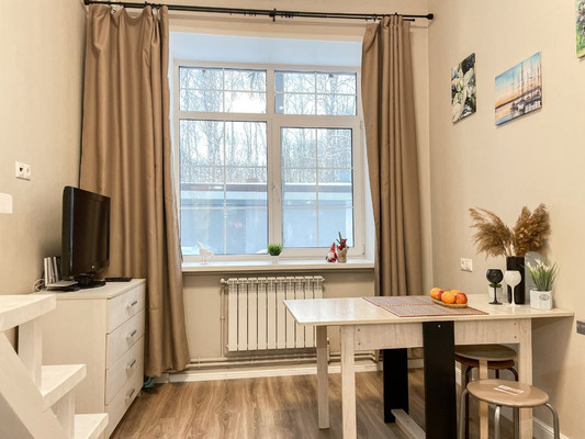 Продам однокомнатную (1-комн.) квартиру, Маёвки Первой аллея, 15, Москва г