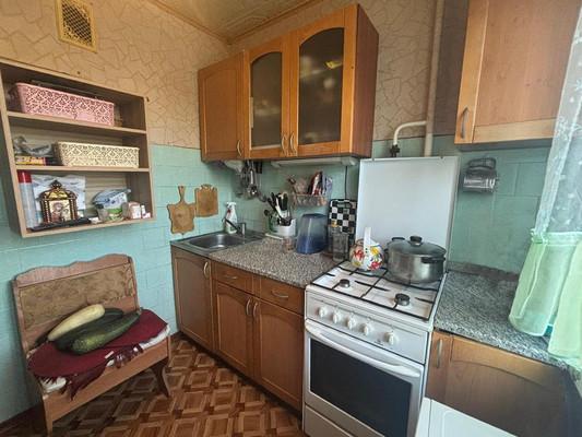 Продам двухкомнатную (2-комн.) квартиру, Молодежная ул, 3, Чехов г