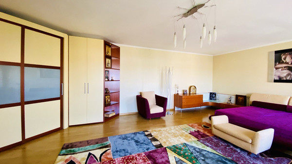 Продам многокомнатную квартиру, Вишневый б-р, 8, Чехов г