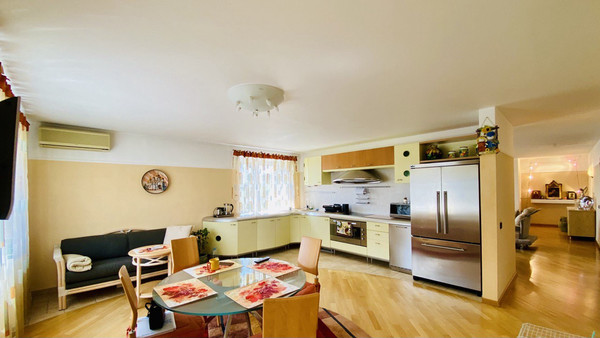 Продам многокомнатную квартиру, Вишневый б-р, 8, Чехов г