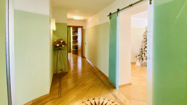 Продам многокомнатную квартиру, Вишневый б-р, 8, Чехов г