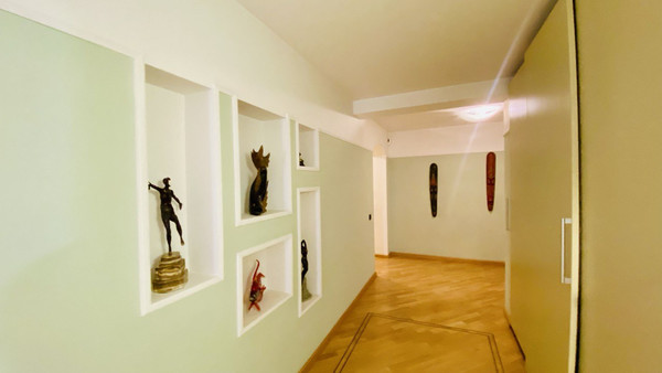 Продам многокомнатную квартиру, Вишневый б-р, 8, Чехов г