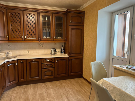 Продам многокомнатную квартиру, Дружбы ул, 2А, Чехов г