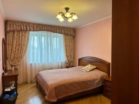 Продам многокомнатную квартиру, Дружбы ул, 2А, Чехов г