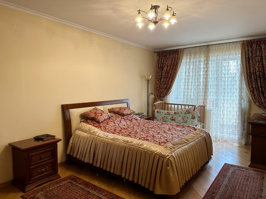 Продам многокомнатную квартиру, Дружбы ул, 2А, Чехов г