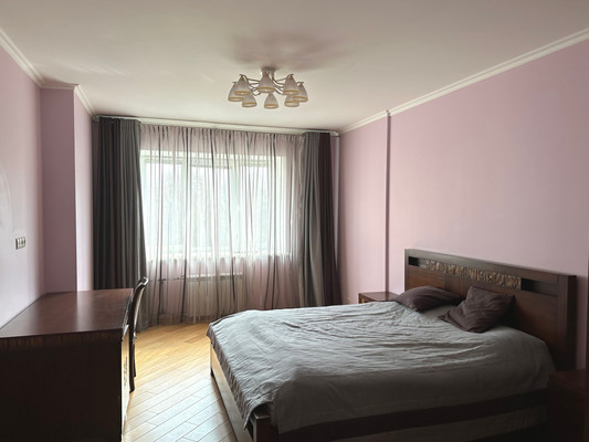 Продам многокомнатную квартиру, Дружбы ул, 2А, Чехов г