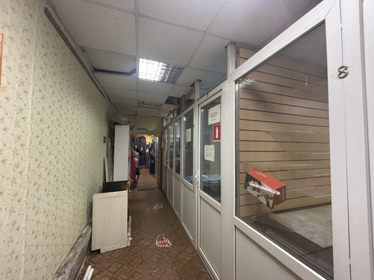 Продам торговое помещение 330 м2, Вишневый б-р, 1Б, Чехов г