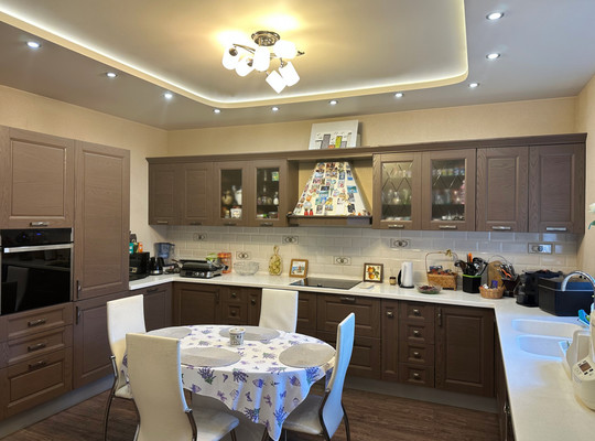 Продам трехкомнатную (3-комн.) квартиру, Восточная ул, 79к2, Чехов г