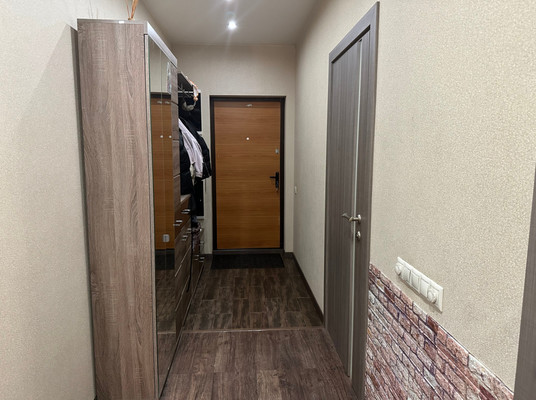 Продам трехкомнатную (3-комн.) квартиру, Восточная ул, 79к2, Чехов г