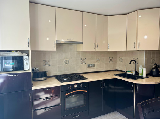 Продам трехкомнатную (3-комн.) квартиру, Вишневый б-р, 5Б, Чехов г