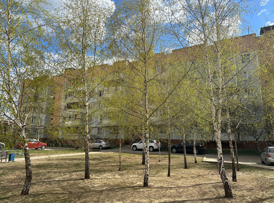 Продам трехкомнатную (3-комн.) квартиру, Вишневый б-р, 5Б, Чехов г