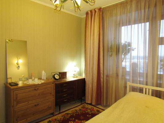 Продам трехкомнатную (3-комн.) квартиру, Восточная ул, 6, Чехов г