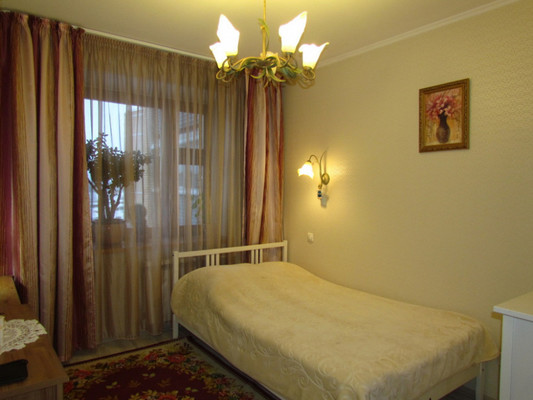 Продам трехкомнатную (3-комн.) квартиру, Восточная ул, 6, Чехов г