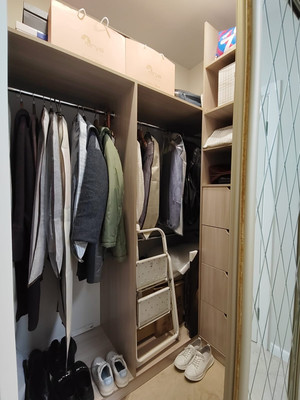 Продам однокомнатную (1-комн.) квартиру, Семёна Гордого ул, 10, Ивановское д