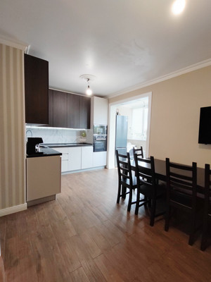 Продам двухкомнатную (2-комн.) квартиру, Заречная ул, 25, Троицк г