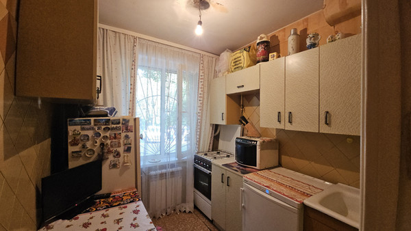 Продам однокомнатную (1-комн.) квартиру, Нахимовский пр-кт, 14, Москва г