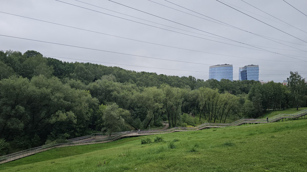 Продам однокомнатную (1-комн.) квартиру, Нахимовский пр-кт, 14, Москва г
