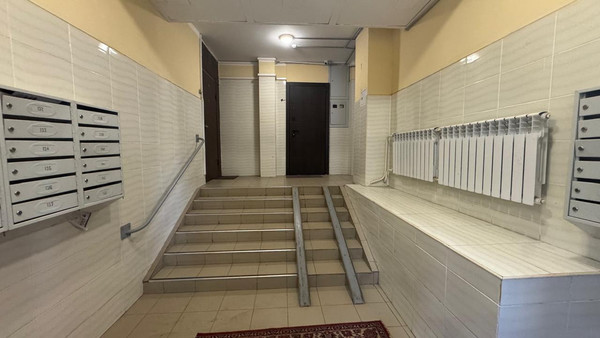 Продам двухкомнатную (2-комн.) квартиру, Центральная ул, 18, Шеломово д