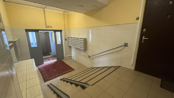 Продам двухкомнатную (2-комн.) квартиру, Центральная ул, 18, Шеломово д