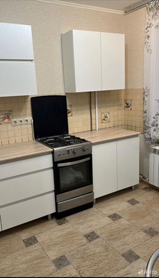 Продам двухкомнатную (2-комн.) квартиру, 1-я Ватутинская ул, 8к1, Десеновское п