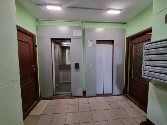 Продам двухкомнатную (2-комн.) квартиру, Очаковское ш, 6к3, Москва г