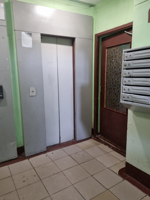 Продам двухкомнатную (2-комн.) квартиру, Очаковское ш, 6к3, Москва г