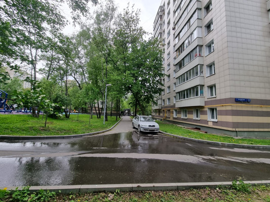 Продам двухкомнатную (2-комн.) квартиру, Очаковское ш, 6к3, Москва г