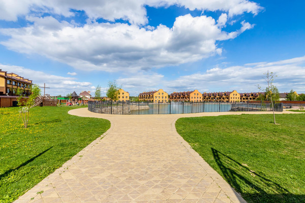 Продам таунхаус, Троицкая ул, 107, Пучково д, 0 км от города