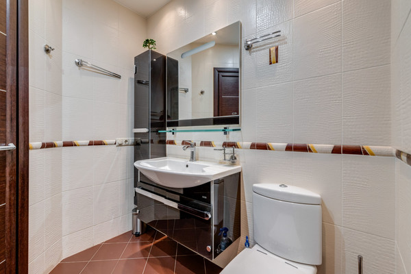 Продам трехкомнатную (3-комн.) квартиру, Нагорная ул, 5, Троицк г