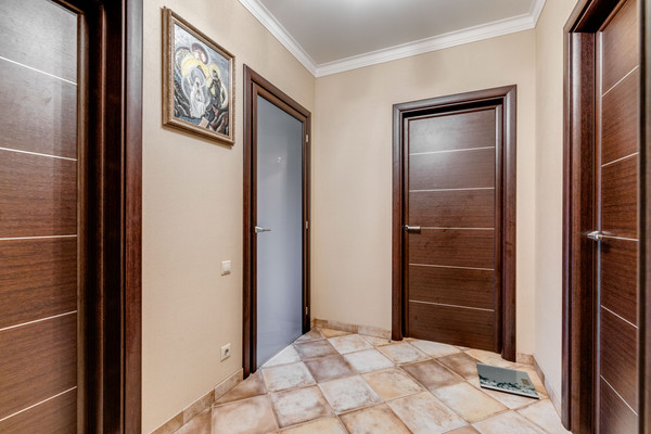 Продам трехкомнатную (3-комн.) квартиру, Нагорная ул, 5, Троицк г