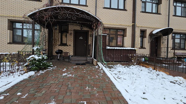 Продам таунхаус, Троицкая ул, 107к3, Пучково д, 0 км от города