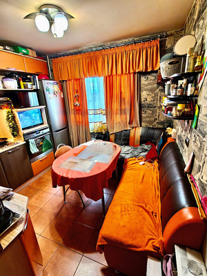 Продам однокомнатную (1-комн.) квартиру, Октябрьская ул, 3, Тельмана п