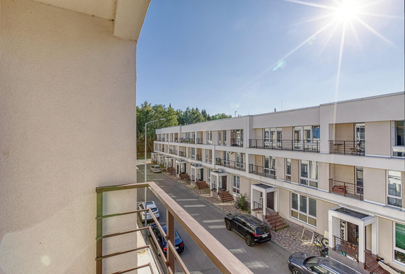 Продам многокомнатную квартиру, Николая Сладкова ул, 3, Троицк г