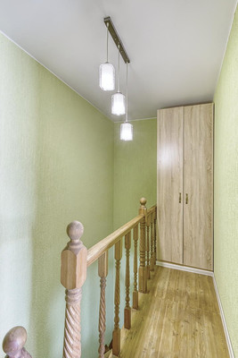 Продам многокомнатную квартиру, Николая Сладкова ул, 3, Троицк г