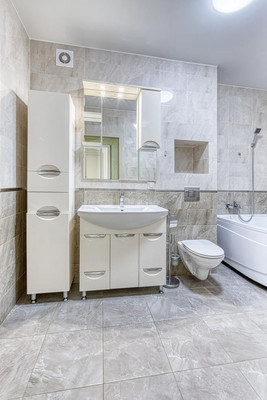 Продам многокомнатную квартиру, Николая Сладкова ул, 3, Троицк г