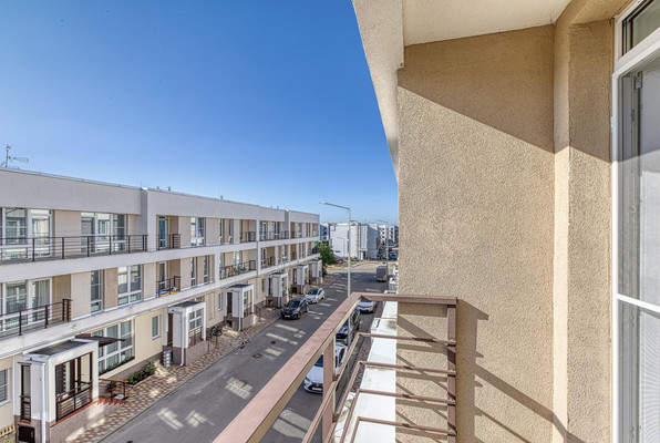 Продам многокомнатную квартиру, Николая Сладкова ул, 3, Троицк г