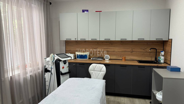 Продам коммерческое помещение 97,6 м2, Вокзальная ул, 54, Каневская ст-ца